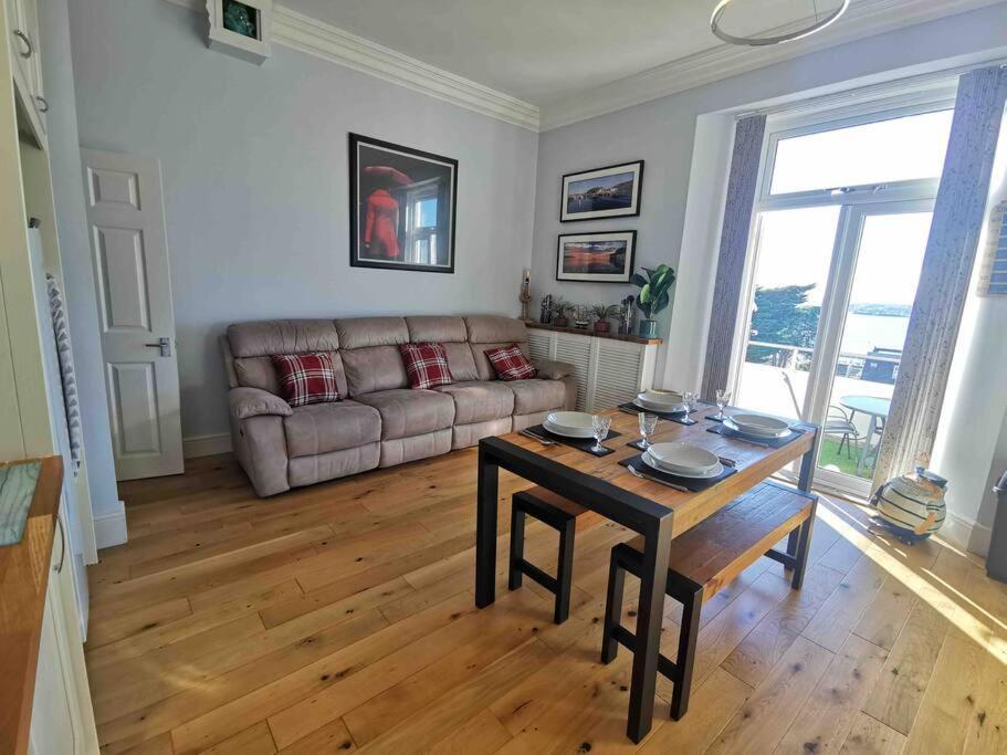 Number 7 Torquay Stunning Sea Views Apartment ภายนอก รูปภาพ