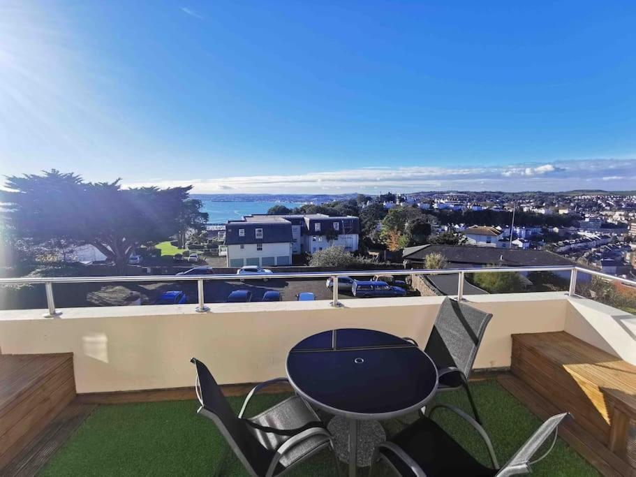 Number 7 Torquay Stunning Sea Views Apartment ภายนอก รูปภาพ