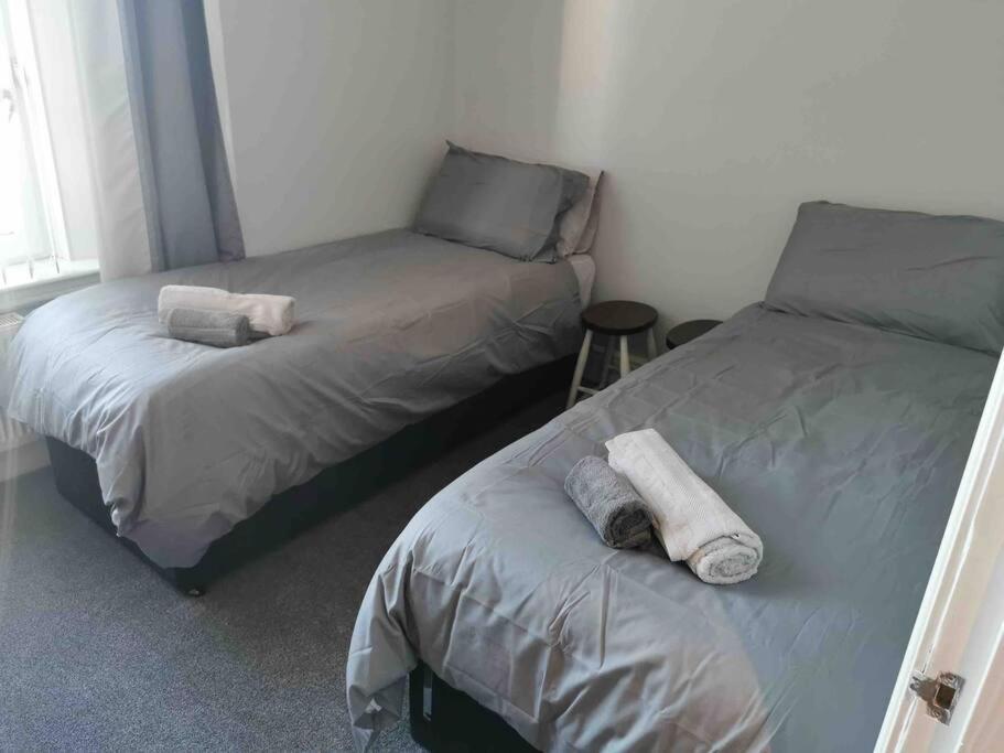 Number 7 Torquay Stunning Sea Views Apartment ภายนอก รูปภาพ